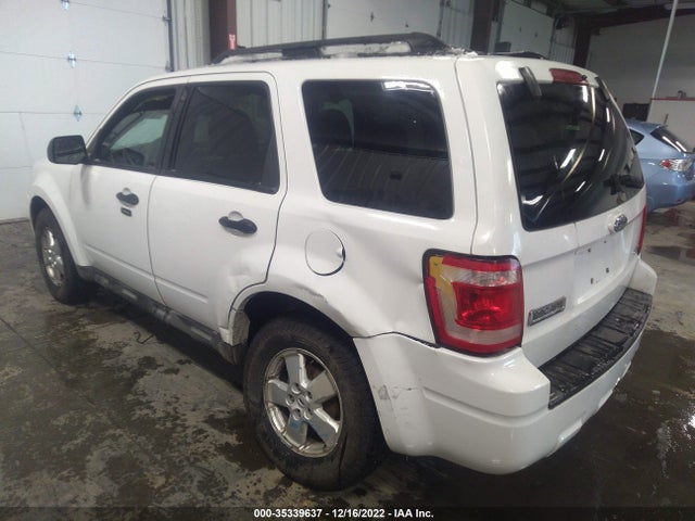 2009 FORD ESCAPE XLT VIN: 1FMCU93759KB45756