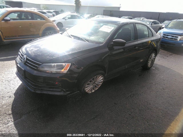 3VW267AJ9GM390236 Volkswagen Jetta Sedan 1.4t S