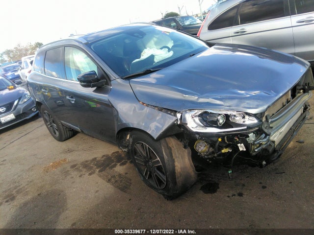 2017 Volvo XC60, VIN: YV440MDR0H2077546