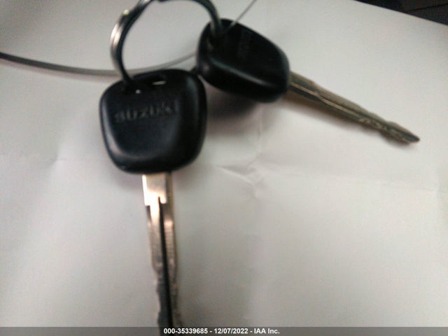 JS3TX92V764104137 Suzuki XL7