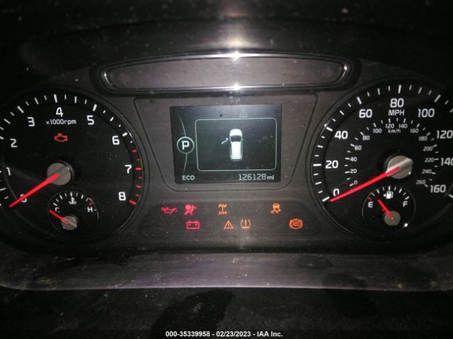 5XYPGDA30GG122615 KIA SORENTO LX