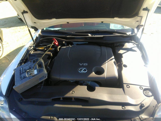 Lexus IS 250C 2014 JTHFF2C22E2531812 Image 10
