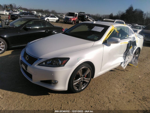 Lexus IS 250C 2014 JTHFF2C22E2531812 Image 2