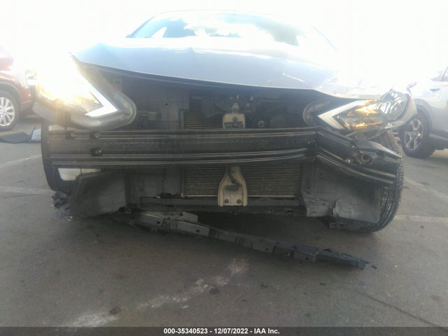 2017 NISSAN SENTRA S VIN: 3N1AB7AP8HY262629