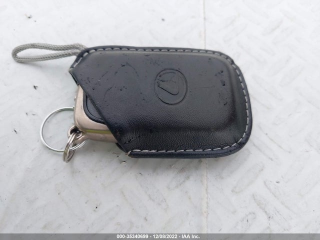 Lexus Ct 200h Hybrid 2015 JTHKD5BH3F2236909 Image 3