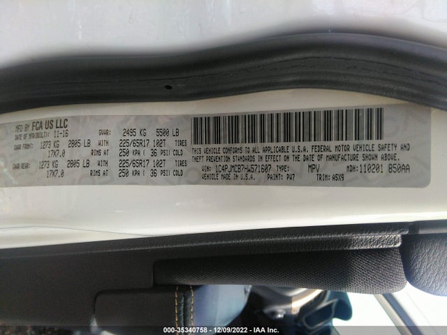2017 Jeep Cherokee, VIN: 1C4PJMCB7HW571607