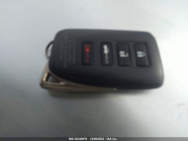 Lexus Is Is 300 2019 JTHBA1D24K5100081 Image 3