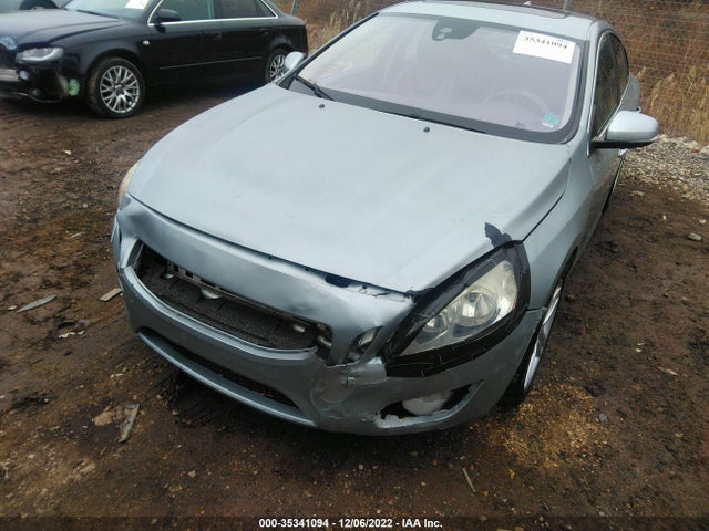 Volvo S60 T5 2013 YV1612FS4D2202713 Image 6