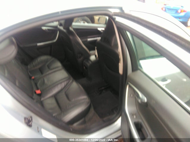 Volvo S60 T5 2013 YV1612FS4D2202713 Image 8