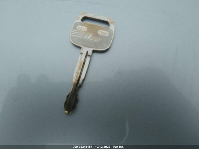 2001 TOYOTA CELICA GT VIN: JTDDR32TX10074124