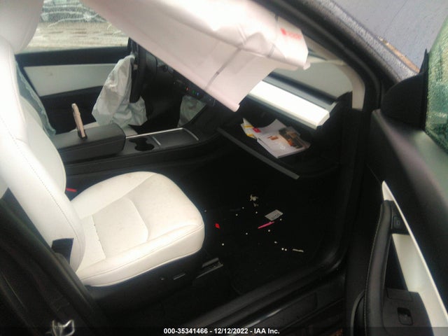 Tesla Model Y Performance 2022 7SAYGDEF9NF380728 Image 5