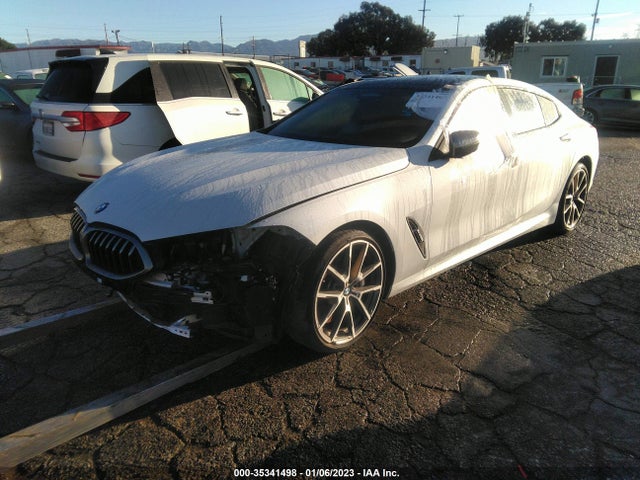 BMW 8 Series M850i 2020 WBAGV8C05LBP48761 Image 2