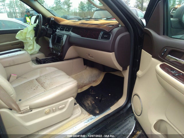 2007 GMC YUKON XL DENALI VIN: 1GKFK66867J217047