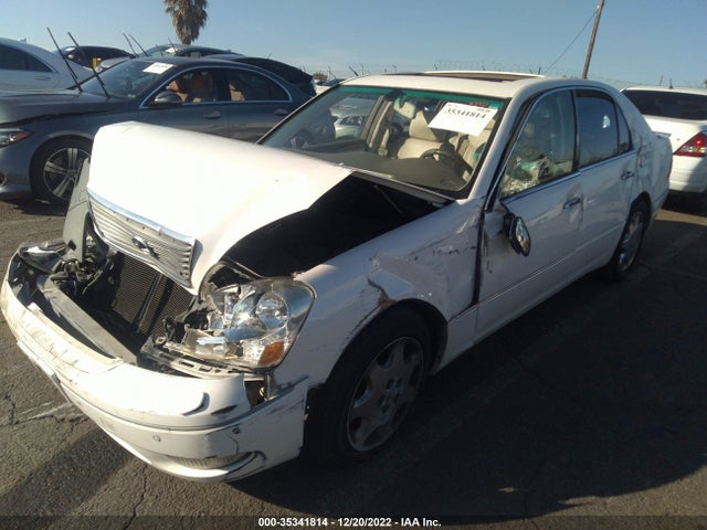 Lexus LS 430 2002 JTHBN30F120075999 Image 2