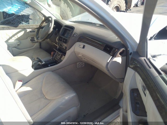Lexus LS 430 2002 JTHBN30F120075999 Image 5