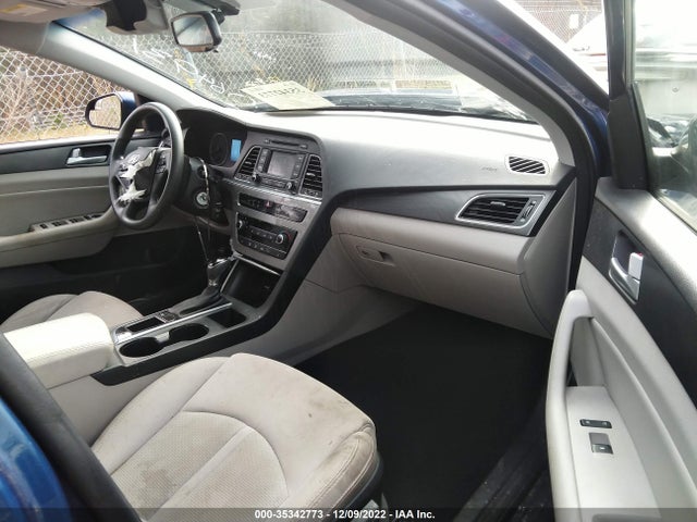 2015 HYUNDAI SONATA 2.4L SPORT VIN: 5NPE34AF9FH064931