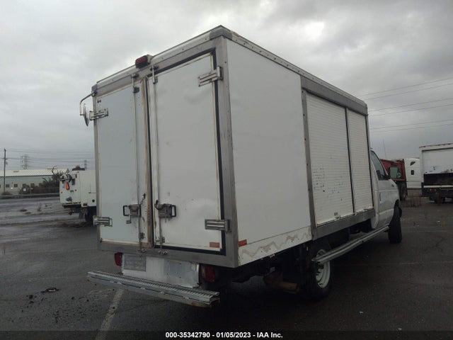 2002 FORD ECONOLINE COMMERCIAL VIN: 1FDSE35L42HA71118