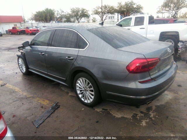 1VWBT7A30HC040913 Volkswagen Passat 1.8t Se