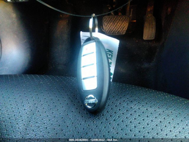 3N1AB7AP9KY395570 Nissan SENTRA SL