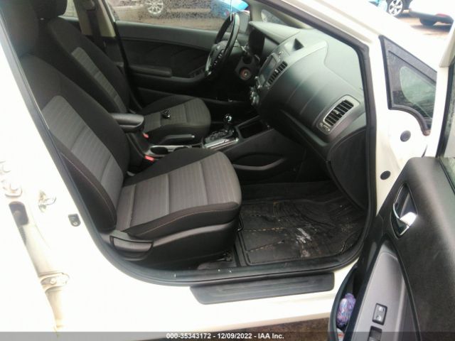 3KPFL4A76HE013648 KIA FORTE S