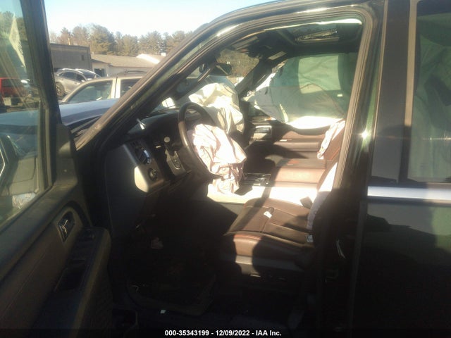 2015 Ford Expedition, VIN: 1FMJU1JT6FEF27507