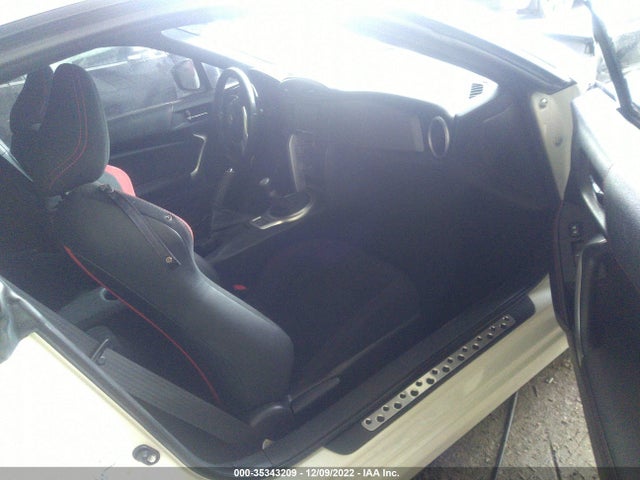 2016 Scion FR-S, VIN: JF1ZNAA11G8708068