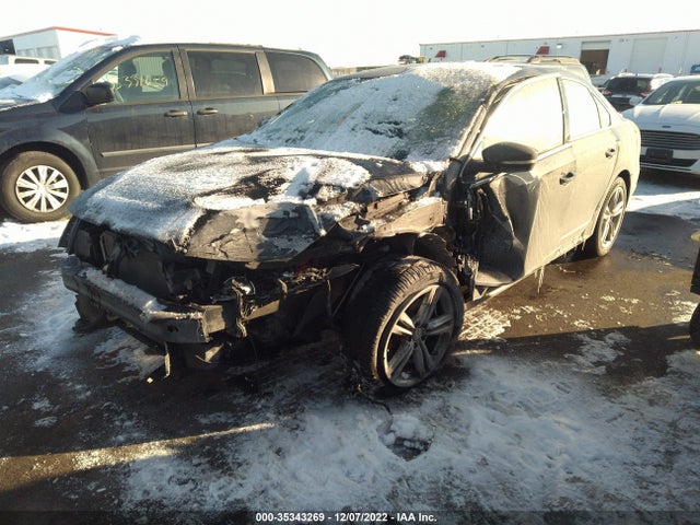 1VWBS7A31FC069899 Volkswagen Passat 1.8t Se W/sunroof & Nav
