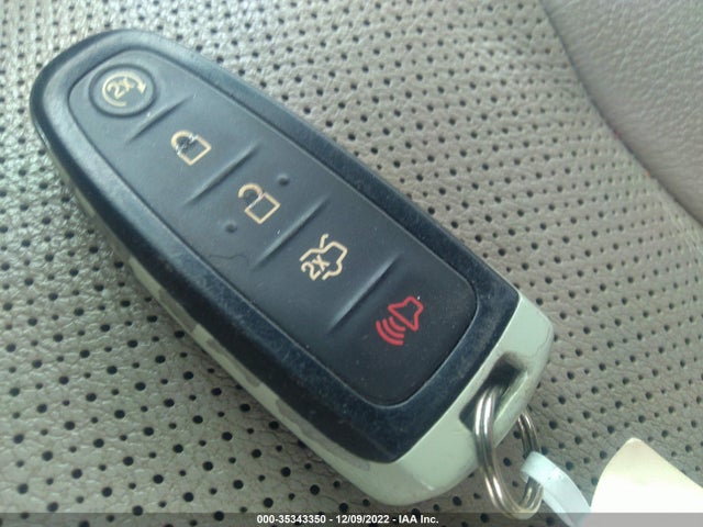 Lincoln MKX 2011 2LMDJ6JK2BBJ15637 Image 3