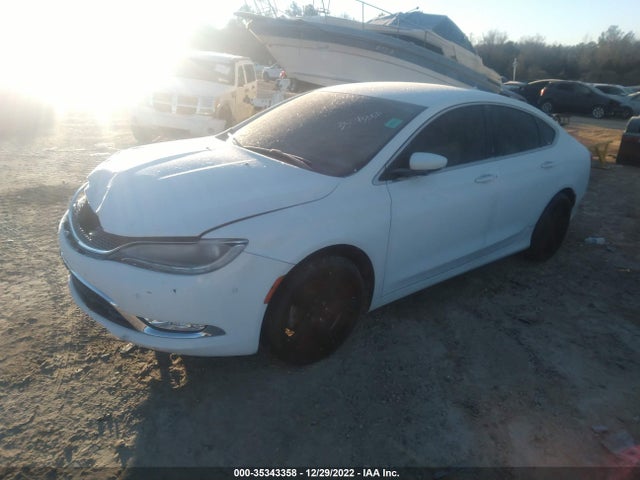 Chrysler 200 C 2015 1C3CCCCG4FN522533 Image 2
