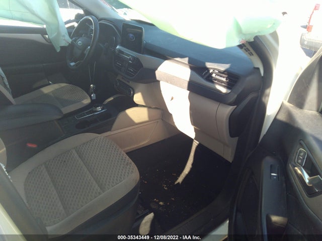 2021 Ford Escape, VIN: 1FMCU0BZ7MUA20687