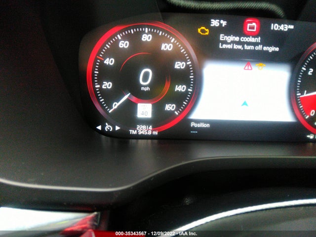 2021 Volvo XC60, VIN: YV4102RK8M1876736