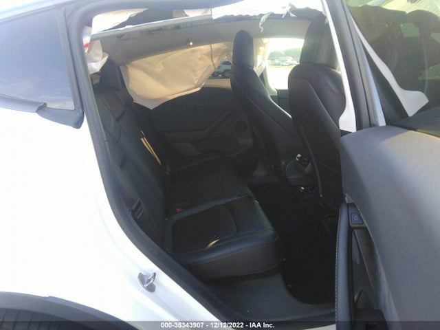 Tesla Model Y 2022 7SAYGDEF7NF311973 Image 8