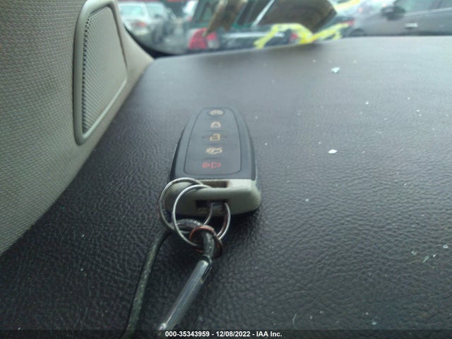 Lincoln MKX 2011 2LMDJ8JK0BBJ32965 Image 3