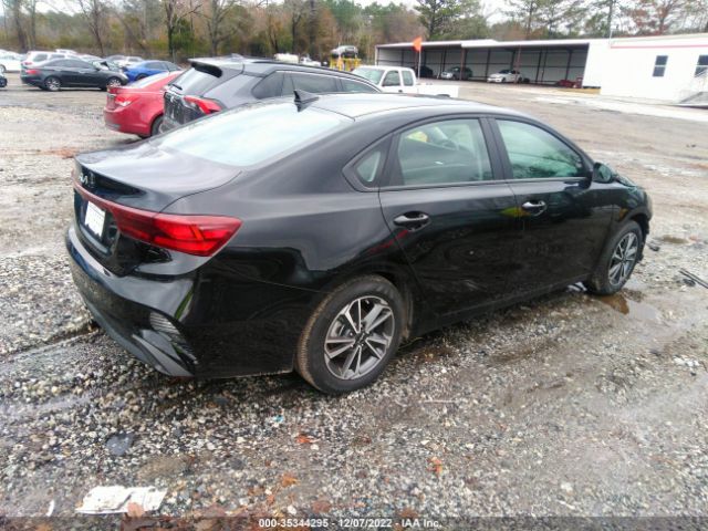 3KPF24AD9PE510166 KIA Forte Lxs
