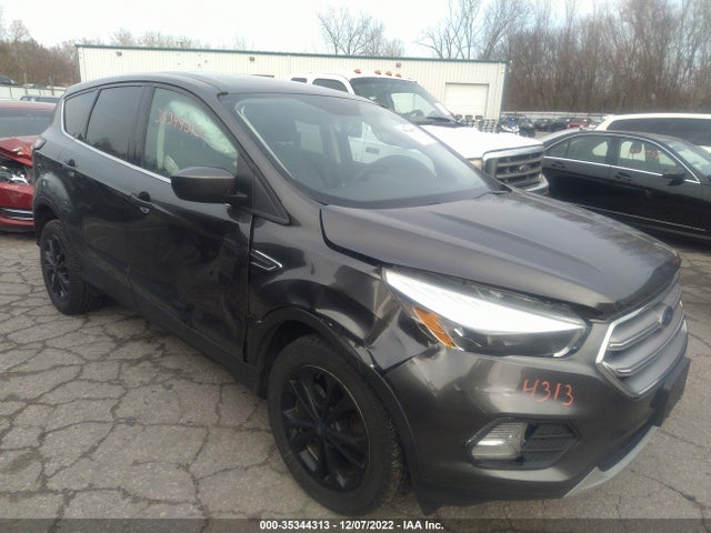 2017 Ford Escape, VIN: 1FMCU9G98HUD32200