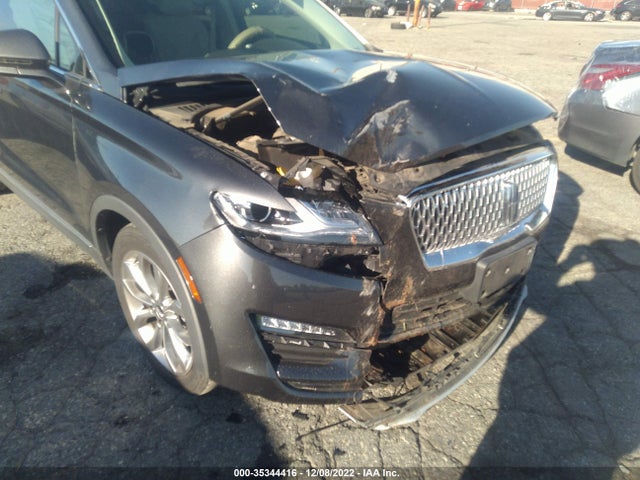2019 Lincoln MKC, VIN: 5LMCJ2C90KUL17488