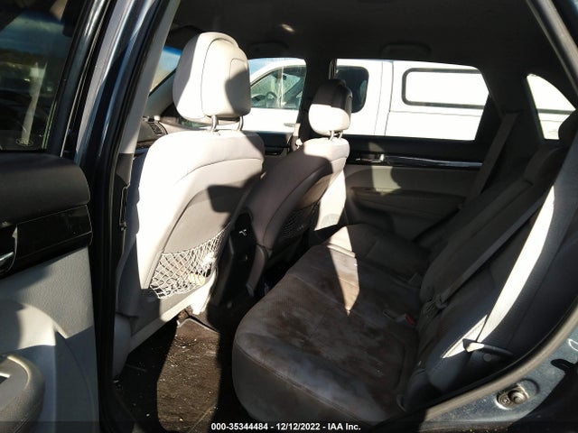 2011 KIA SORENTO LX VIN: 5XYKTCA11BG008386