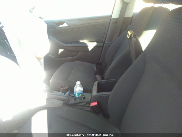 3VW267AJ0GM237700 Volkswagen Jetta