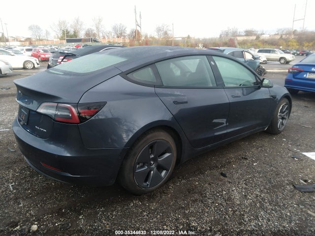 5YJ3E1EB8NF324191 Tesla MODEL 3