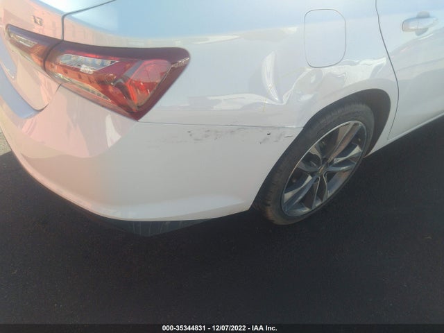 2022 Chevrolet Malibu, VIN: 1G1ZD5ST5NF149856