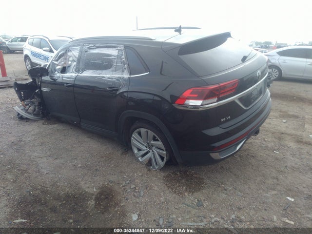 2022 Volkswagen Atlas, VIN: 1V2JE2CA2NC227555