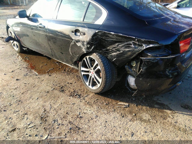 Jaguar Xe 35t Premium 2017 SAJAJ4BV3HA974368 Image 8