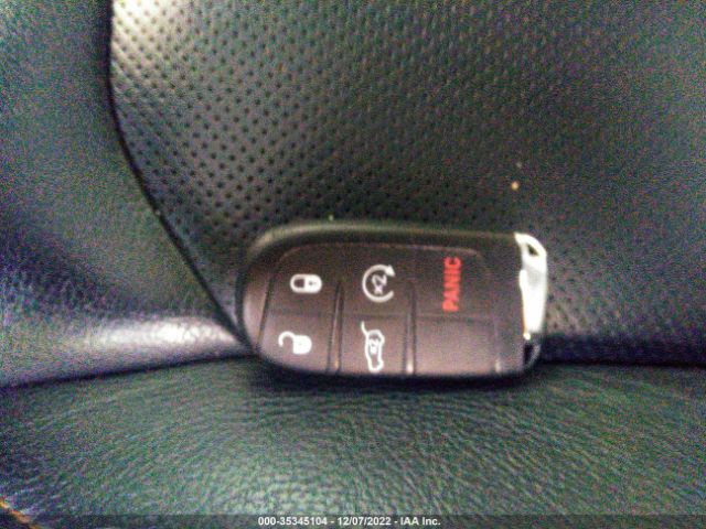 3C4NJDCB8JT340959 Jeep Compass Limited