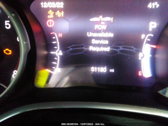 3C4NJDCB8JT340959 Jeep Compass Limited