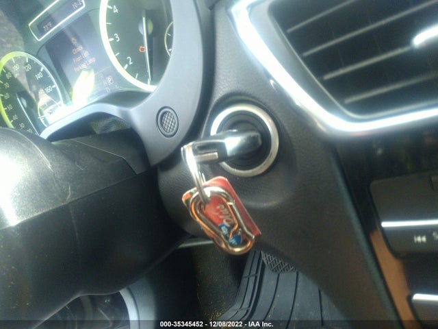 2017 Infiniti QX30, VIN: SJKCH5CP0HA021719