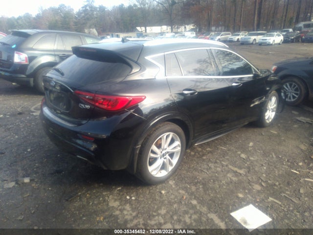 2017 Infiniti QX30, VIN: SJKCH5CP0HA021719