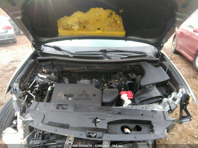 JA4AD2A30JZ051552 Mitsubishi Outlander Es
