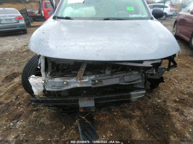 JA4AD2A30JZ051552 Mitsubishi Outlander Es