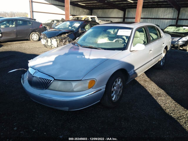 Lincoln Continental 2001 1LNHM97VX1Y646013 Image 2
