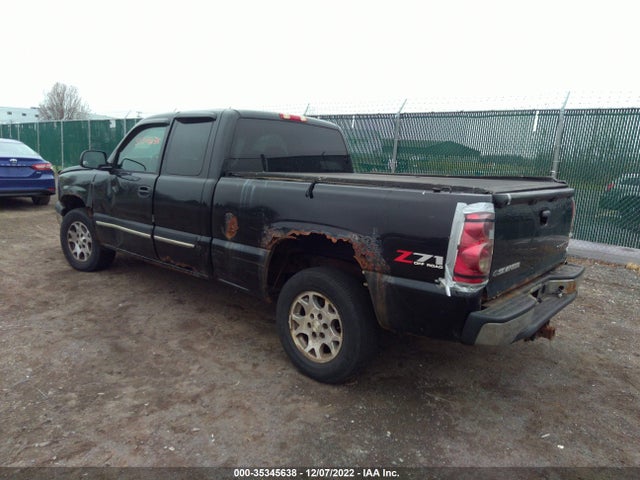2003 CHEVROLET SILVERADO 1500 LS VIN: 2GCEK19T031396748